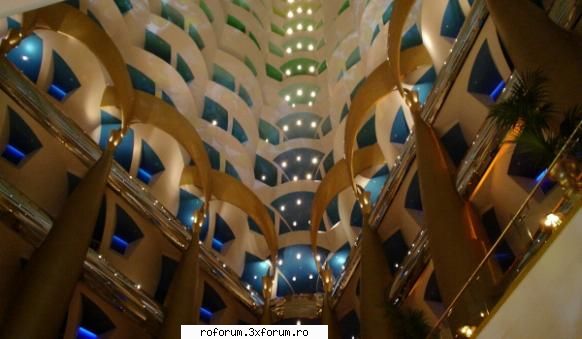 Emiratele Arabe Unite � viziune si extravaganta - Zgarie-norii plutitori isi fac loc in - Travel & Geographic
